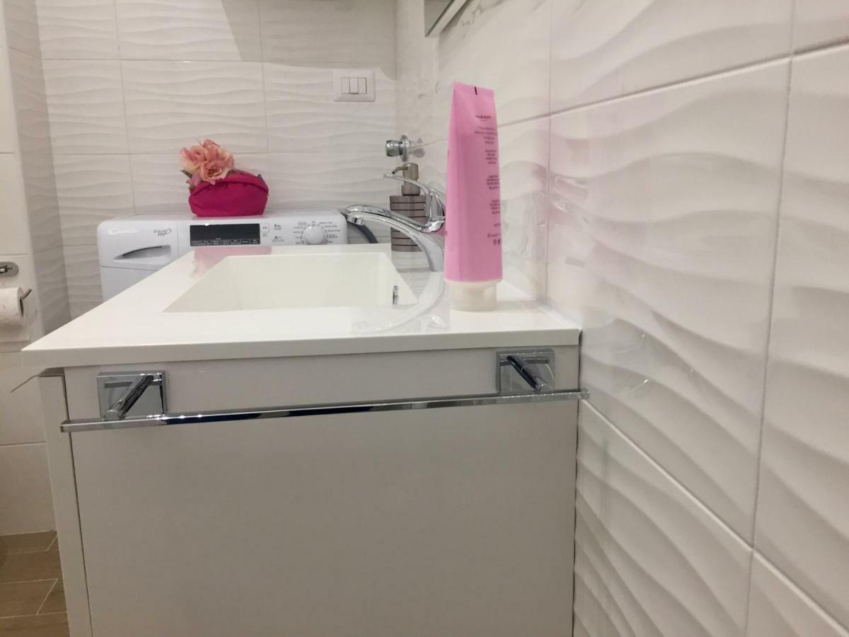 Apartament Temporary House De' Giudei Bolonia Zewnętrze zdjęcie