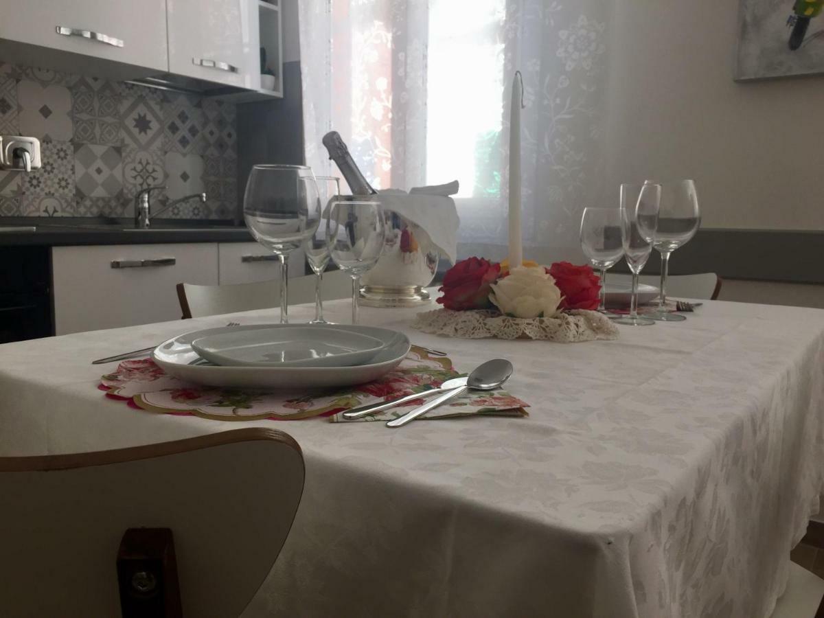 Apartament Temporary House De' Giudei Bolonia Zewnętrze zdjęcie