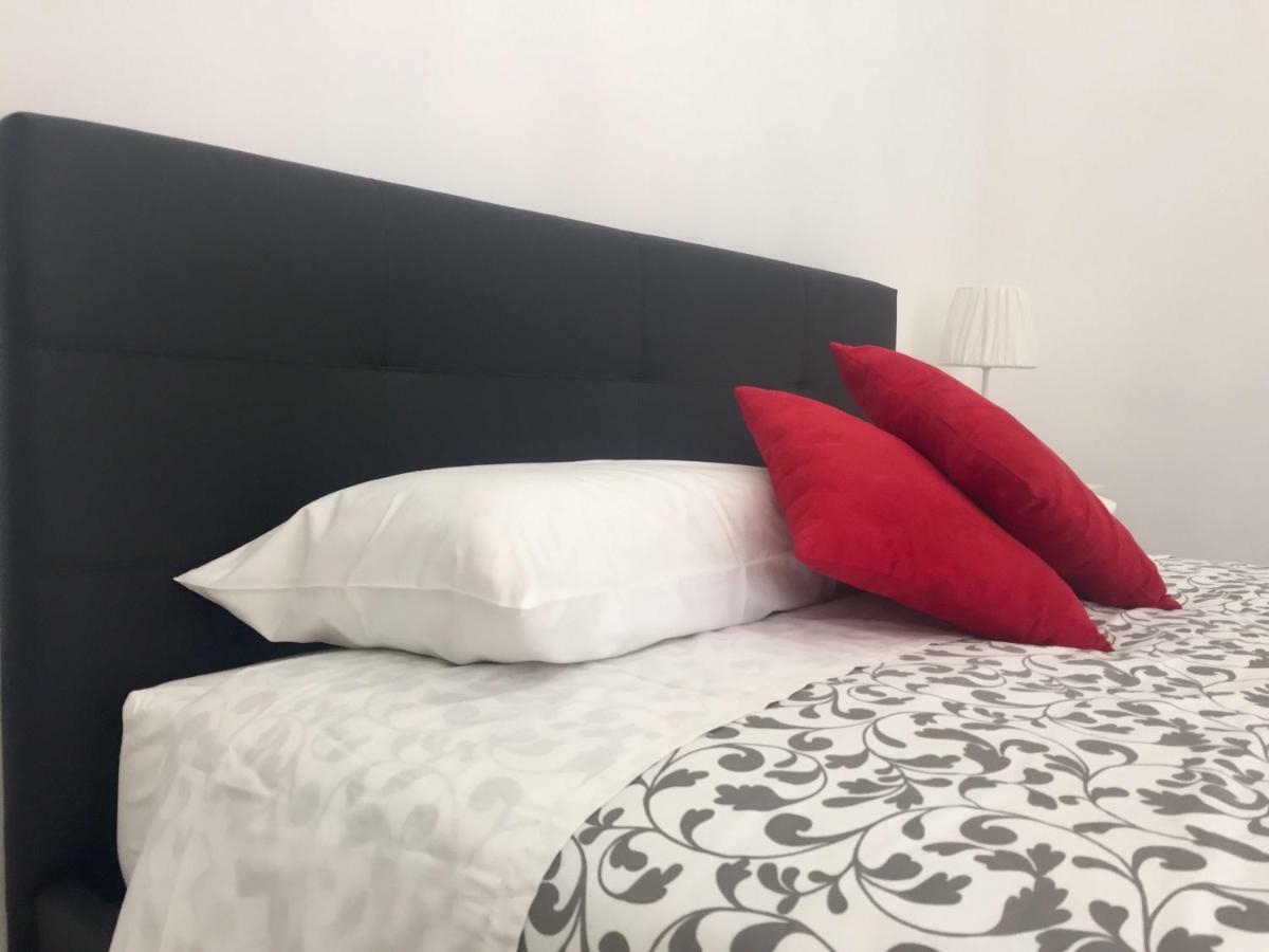 Apartament Temporary House De' Giudei Bolonia Zewnętrze zdjęcie